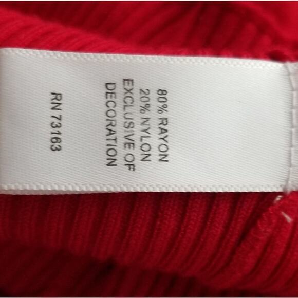 CABLE & Gauge woman beaded red shirt with a ribbed hem in very good condition - Picture 5 of 6